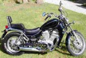 1990 Suzuki VS 750 Intruder photo